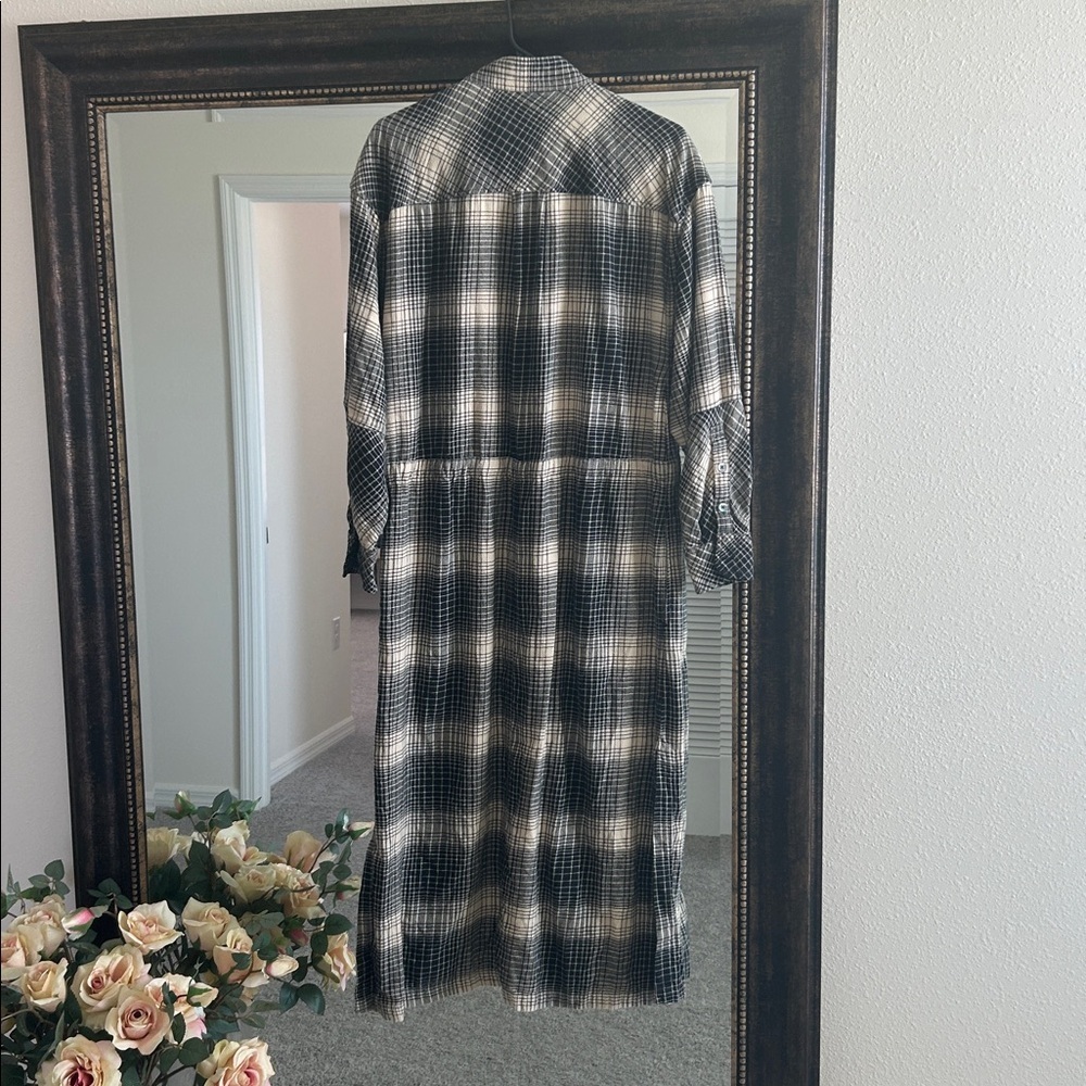 Joie Ardine Plaid Shirtdress, Black and Cream Checkered Dress - Picture 5 of 10